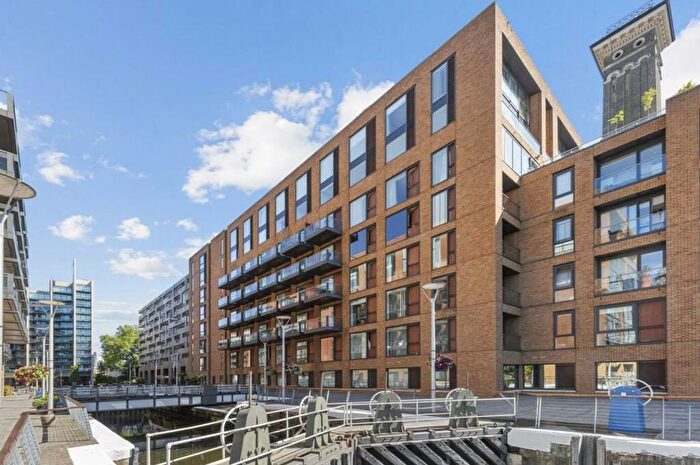 1 Bedroom Flat To Rent In Cubitt Building, Grosvenor Waterside, Gatliff Road, SW1W