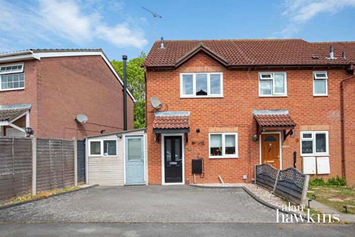2 Bedroom End Of Terrace House For Sale In Pearce Close, Stratton, Swindon, SN2