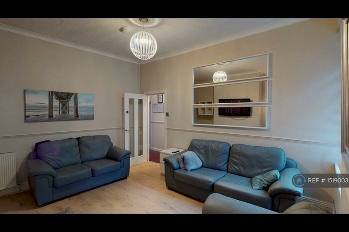 5 Bedroom Terraced House To Rent In Gilesgate, Durham, DH1