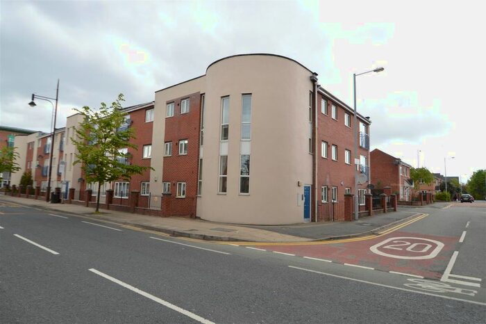 2 Bedroom Flat To Rent In A Old York Street, Hulme, Manchester, M15