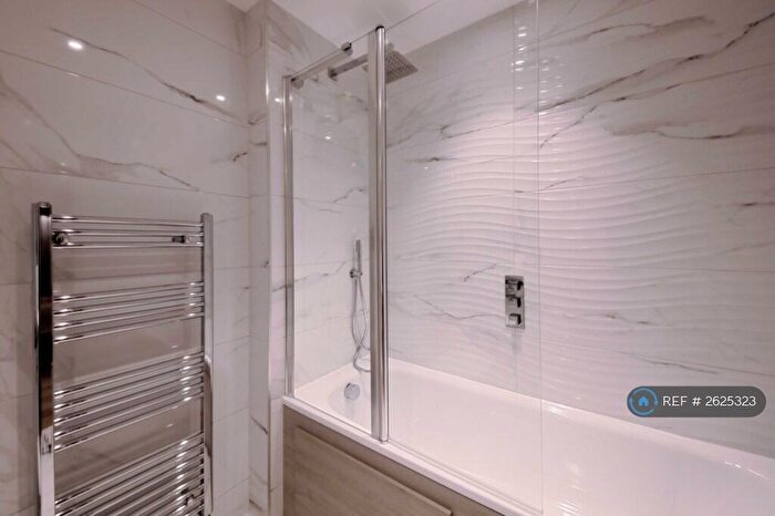 1 Bedroom Flat To Rent In B M W House, Slough, SL2