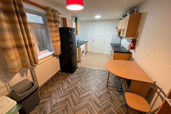 4 Bedroom Terraced House To Rent In Gelligaer Street Cardiff, CF24