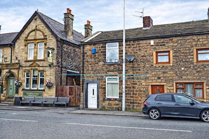 2 Bedroom Cottage For Sale In Briercliffe Road, Burnley, BB10
