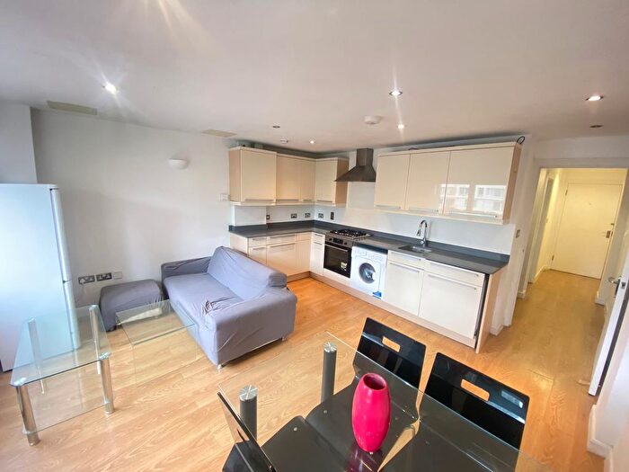 1 Bedroom Flat To Rent In Westferry Road, London, E14