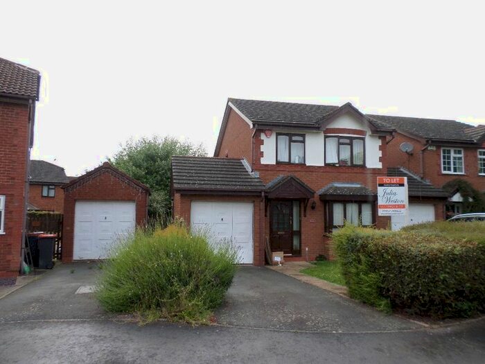 3 Bedroom Detached House To Rent In Sweet Briar Close, Muxton, Telford, TF2
