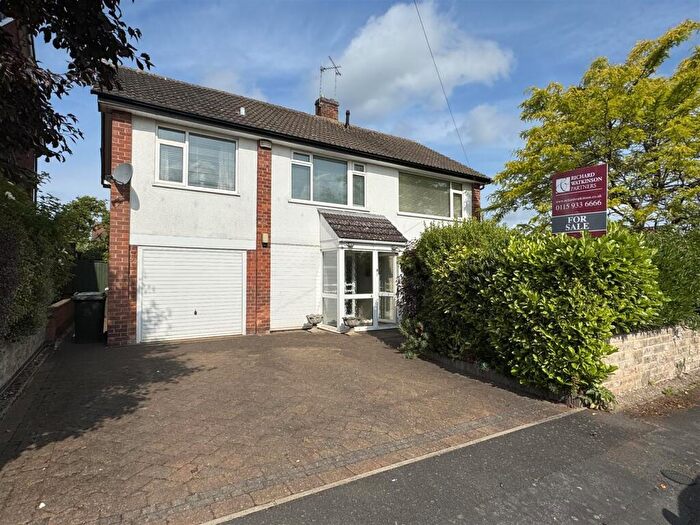 5 Bedroom Detached House For Sale In Northfield Avenue, Radcliffe On Trent, Nottingham, NG12