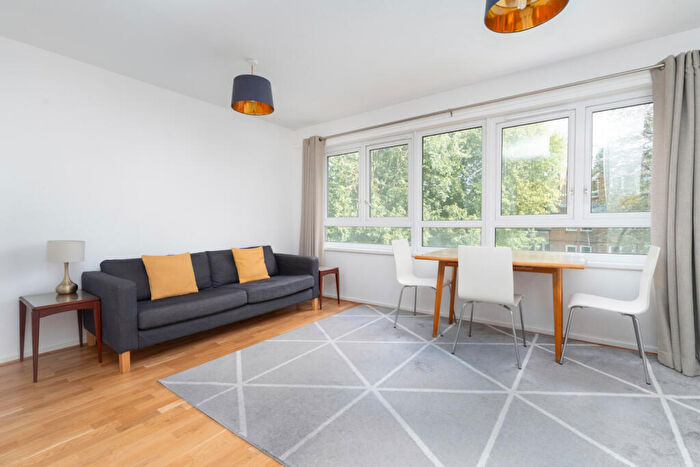 1 Bedroom Apartment To Rent In Brecknock Road, London, N7