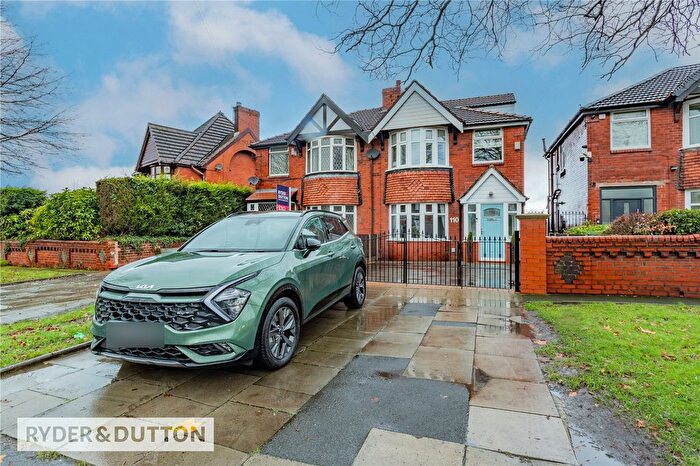 3 Bedroom Semi Detached House For Sale In Broadway, Royton, Oldham, Greater Manchester, OL2