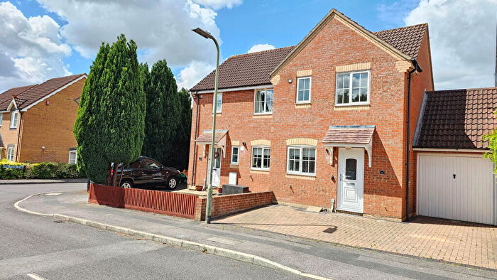 2 Bedroom Semi-Detached House For Sale In Harebell Drive, Thatcham, RG18