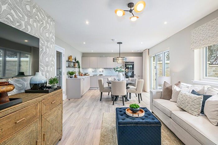 5 Bedroom Detached House For Sale In "Colville" At Hillside Gardens, Off Mill Farm Road, KY3