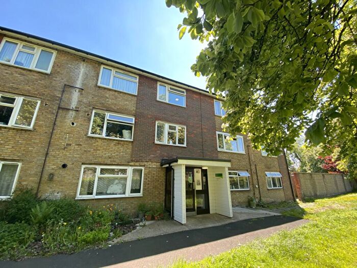 2 Bedroom Flat To Rent In Dellcut Road, Hemel Hempstead, Hertfordshire, HP2