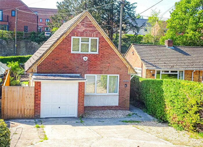 3 Bedroom Detached House For Sale In High Street, Easterton, Devizes, Wiltshire, SN10