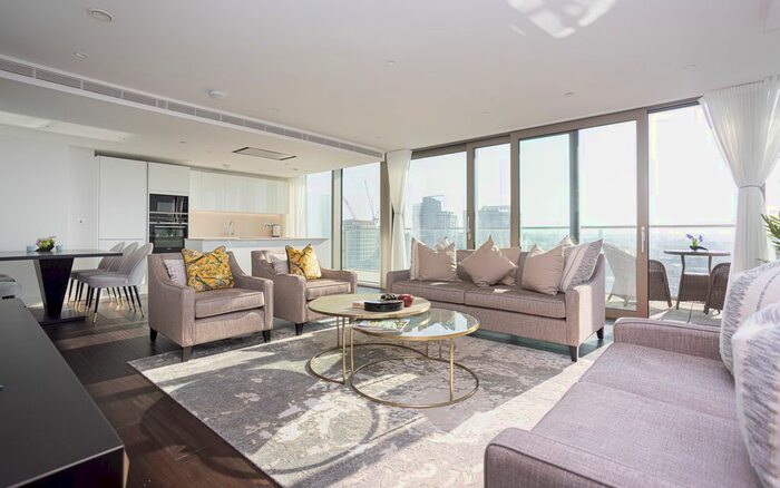 3 Bedroom Flat To Rent In Lavender Place, Royal Mint Street, E1