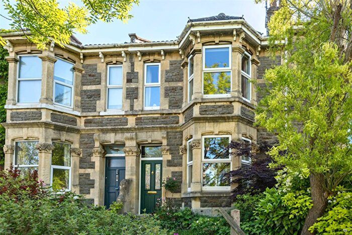 3 Bedroom Terraced House For Sale In Wellsway, Bath, Somerset, BA2