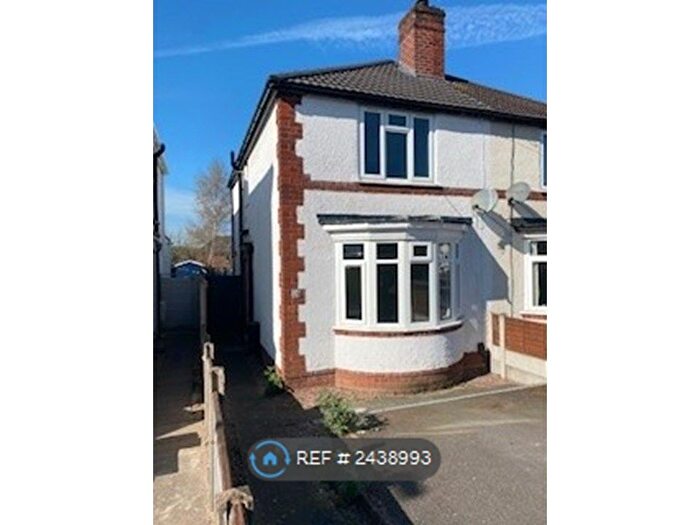 2 Bedroom Semi-Detached House To Rent In Lyndhurst Drive, Stourbridge, DY8