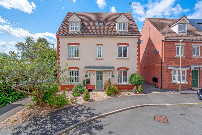 5 Bedroom Detached House For Sale In The Spinney, Stourport-on-Severn, DY13