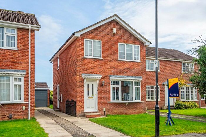 3 Bedroom Detached House For Sale In Orrin Close, York, YO24