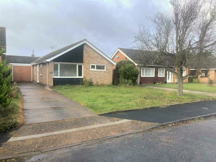 4 Bedroom Detached Bungalow To Rent In Alberta Close, Ipswich, IP5