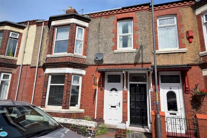 2 Bedroom Flat To Rent In Richmond Road, South Shields, South Shields, NE34