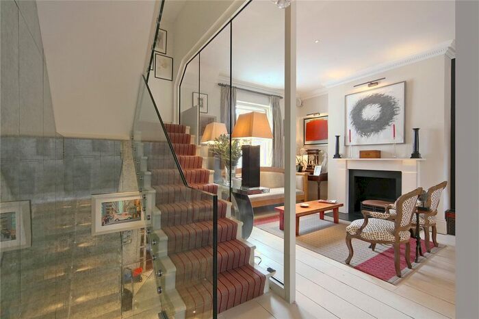 4 Bedroom Terraced House To Rent In Caithness Road, Brook Green, London, W14