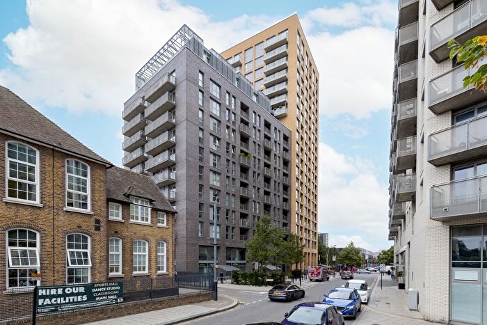1 Bedroom Flat For Sale In Elmira Street, London, SE13