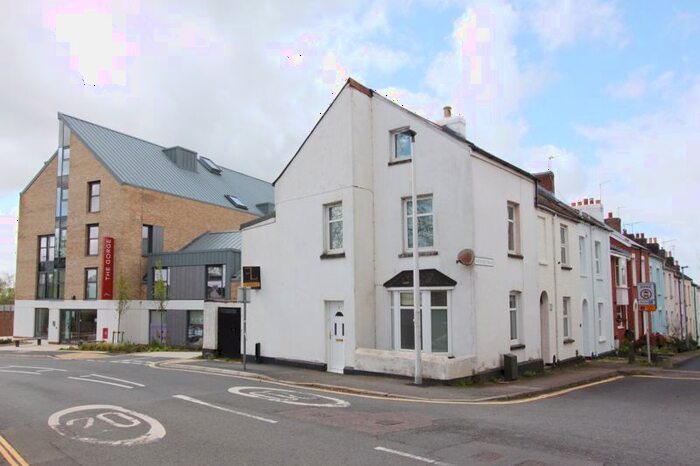 3 Bedroom Property To Rent In Gladstone Road, Exeter, EX1