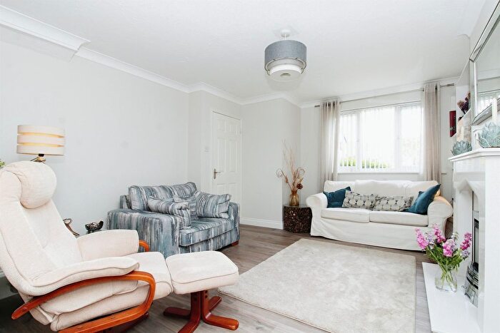 4 Bedroom Detached House For Sale In The Meadows, Marshfield, Cardiff, CF3