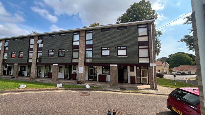3 Bedroom Flat For Sale In Sproughton Court, Sproughton, Ipswich, IP8