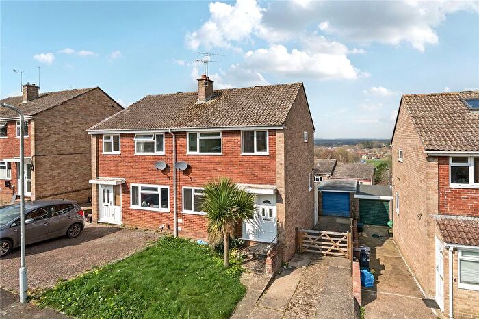 3 Bedroom Semi-Detached House For Sale In Herne Rise, Ilminster, TA19