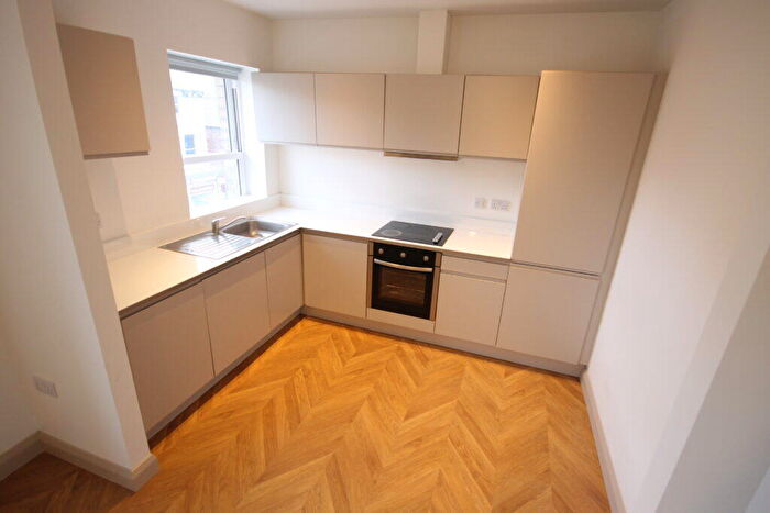 1 Bedroom Flat To Rent In Flat, Station Parade, Harrogate, HG1