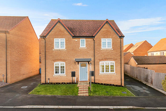 4 Bedroom Detached House For Sale In Fairey Way, Burton Latimer, NN15