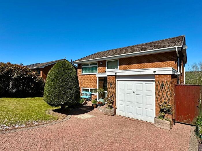 4 Bedroom Detached House For Sale In Chantry Road, Disley, Stockport, SK12