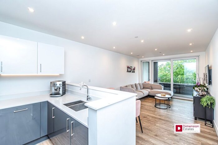2 Bedroom Flat To Rent In Beck Square, Leyton, London, Essex, E10