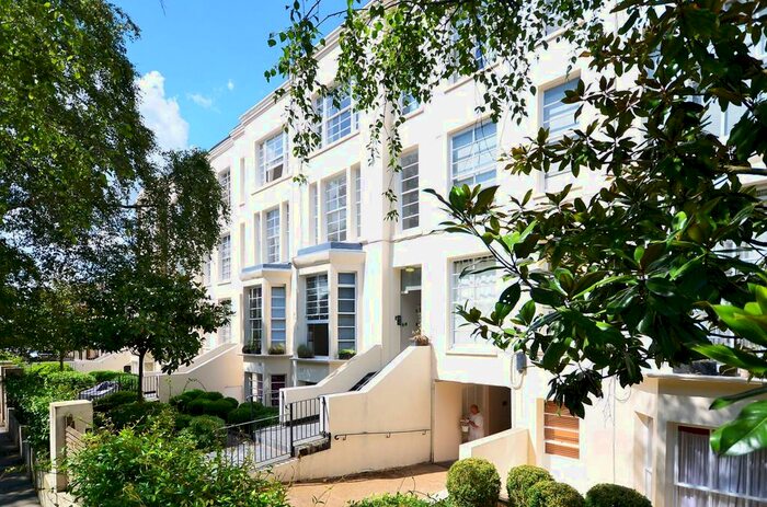 1 Bedroom Flat To Rent In Cliff Road, Camden, London, NW1