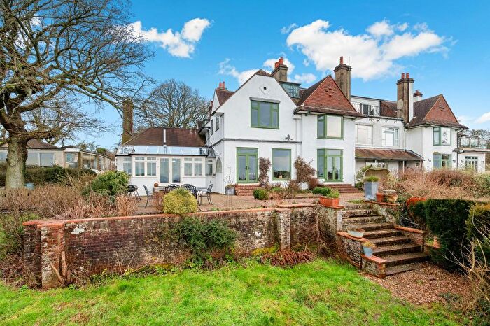 4 Bedroom Detached House For Sale In Mount Hill, Mogador, Near Lower Kingswood, Tadworth, KT20