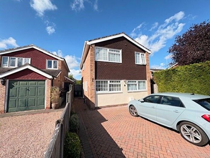 4 Bedroom Detached House To Rent In Willow Drive, Droitwich Spa, WR9