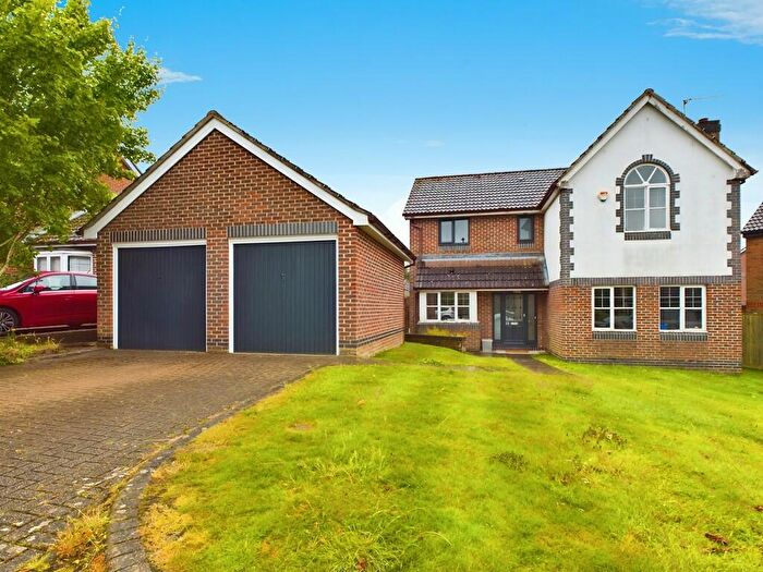 4 Bedroom Detached House To Rent In Bartholomew Way, Horsham, RH12