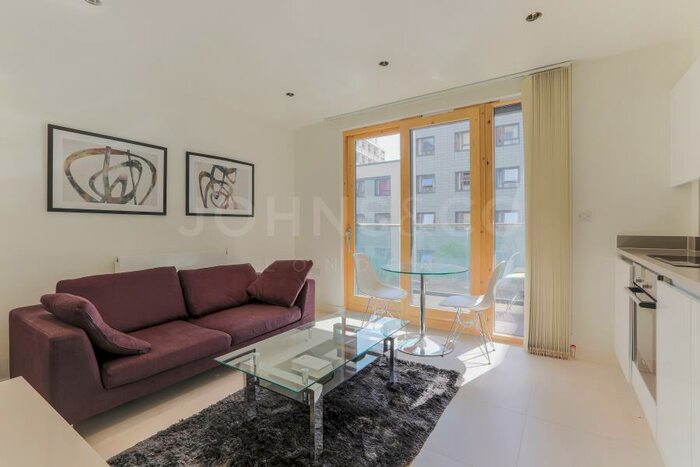 Apartment To Rent In Cordage House, Wapping Lane, Wapping, E1W