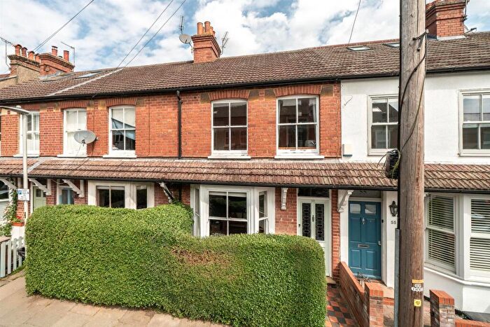3 Bedroom Terraced House For Sale In Burnham Road, St. Albans, AL1