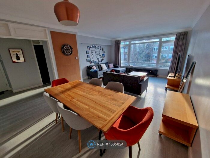 2 Bedroom Flat To Rent In Beaumont, Putney, London, SW15