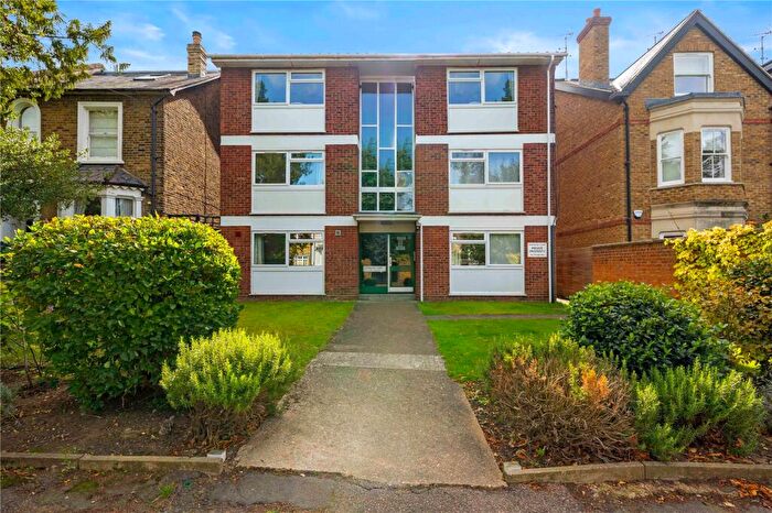 1 Bedroom Apartment To Rent In Tudor Road, Kingston Upon Thames, KT2