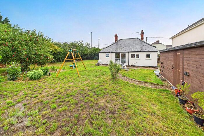 3 Bedroom Detached Bungalow For Sale In Denmark Lane, Roydon, Diss, IP22