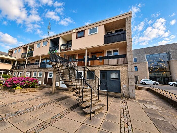2 Bedroom Maisonette For Sale In Summer Street, Aberdeen, Aberdeenshire, AB10
