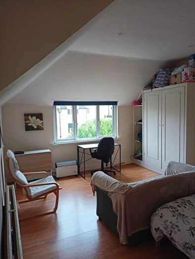 1 Bedroom Flat To Rent In Park Avenue, London, NW2