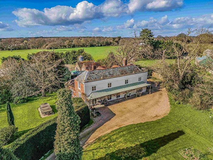 5 Bedroom Detached House For Sale In Denmead, Hampshire, PO7