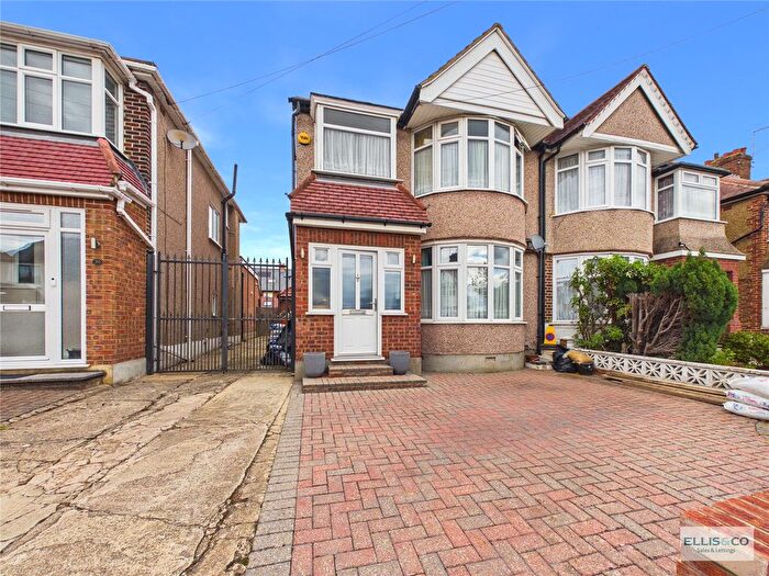 5 Bedroom Semi Detached House For Sale In Ivanhoe Drive, Kenton, Harrow, HA3