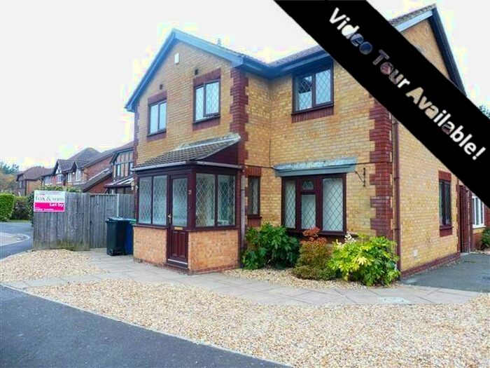 4 Bedroom House To Rent In Isaacs Close, Poole, BH12