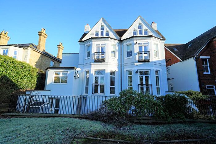 1 Bedroom Flat To Rent In Grove Road, Leighton Buzzard, LU7
