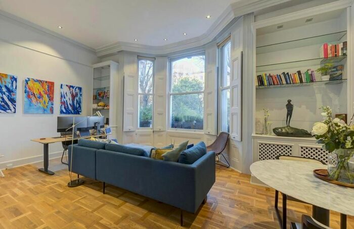 2 Bedroom Flat For Sale In Lexham Gardens, Kensington, W8