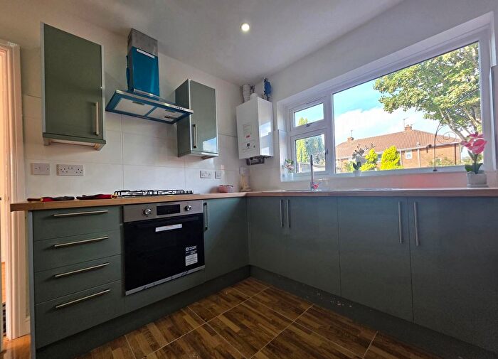 3 Bedroom Property To Rent In Rockland Gardens, Willenhall, WV13